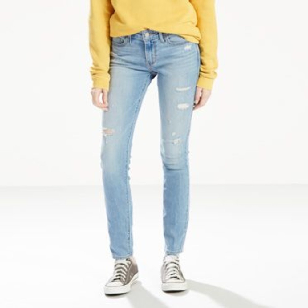 Levis 711 Skinny Light Wash Jeans 31/34 NWT